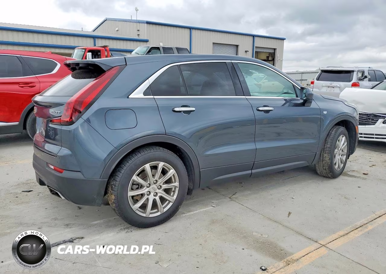 2019 Cadillac Xt4 Luxury VIN:1GYFZBR44KF198254 - 3