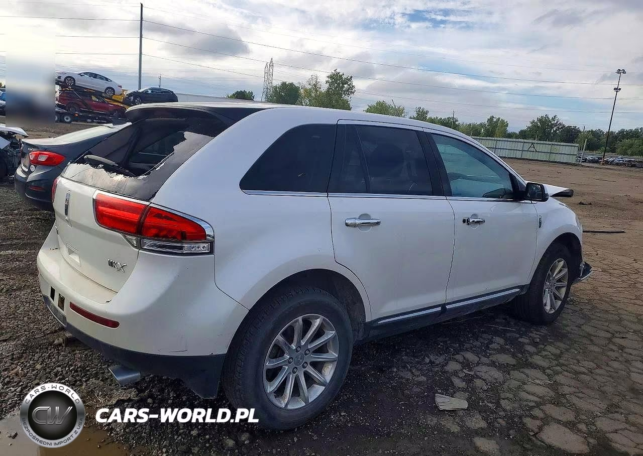 2013 Lincoln Mkx VIN:2LMDJ6JK8DBL30801 - 3