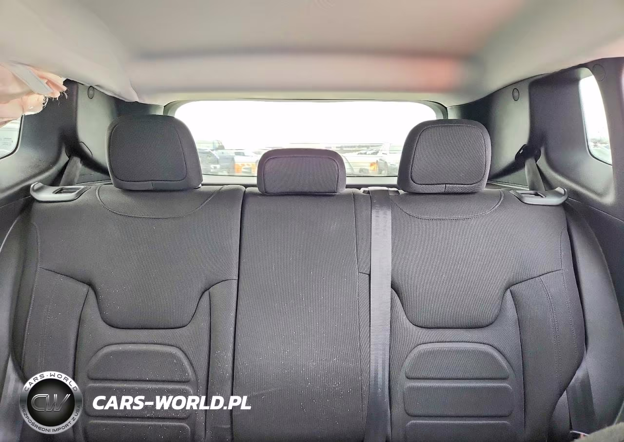 2018 Jeep Renegade Latitude VIN:ZACCJABB5JPJ26670 - 10