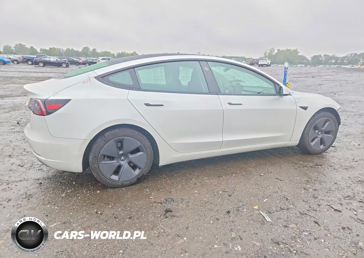 2023 Tesla Model 3 VIN:5YJ3E1EA1PF511475 - 3