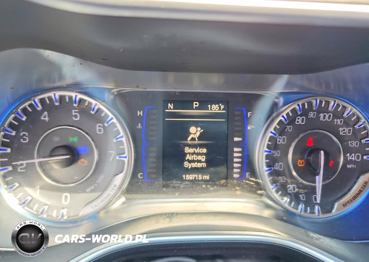 2015 Chrysler 200 Limited VIN:1C3CCCAB6FN677611 - 9