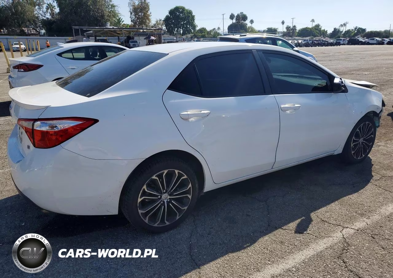 2016 Toyota Corolla S Plus VIN:5YFBURHE6GP413946 - 3