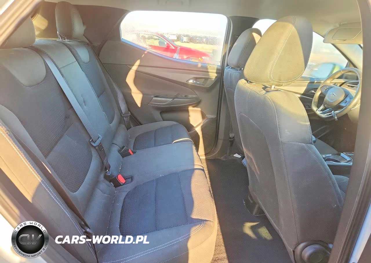 2023 Chevrolet Bolt Euv Lt VIN:1G1FY6S01P4207379 - 10