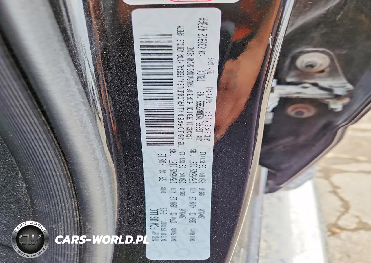2019 Ram 1500 Laramie VIN:1C6SRFJT0KN807383 - 12