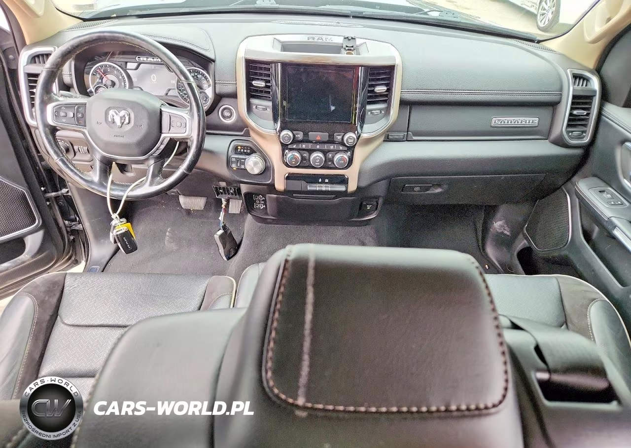 2019 Ram 1500 Laramie VIN:1C6SRFJT0KN807383 - 8