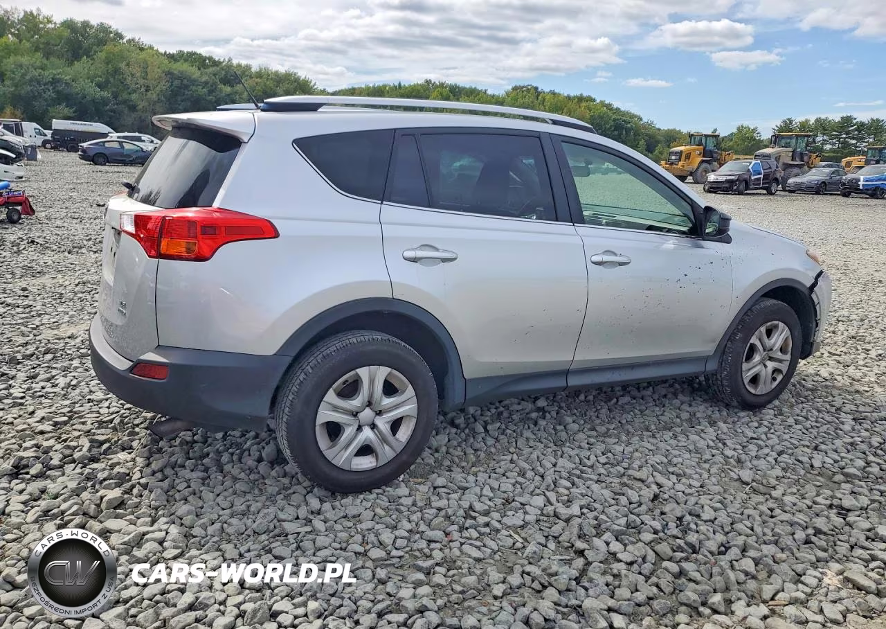 2014 Toyota Rav4 Le VIN:JTMBFREV2ED071796 - 3
