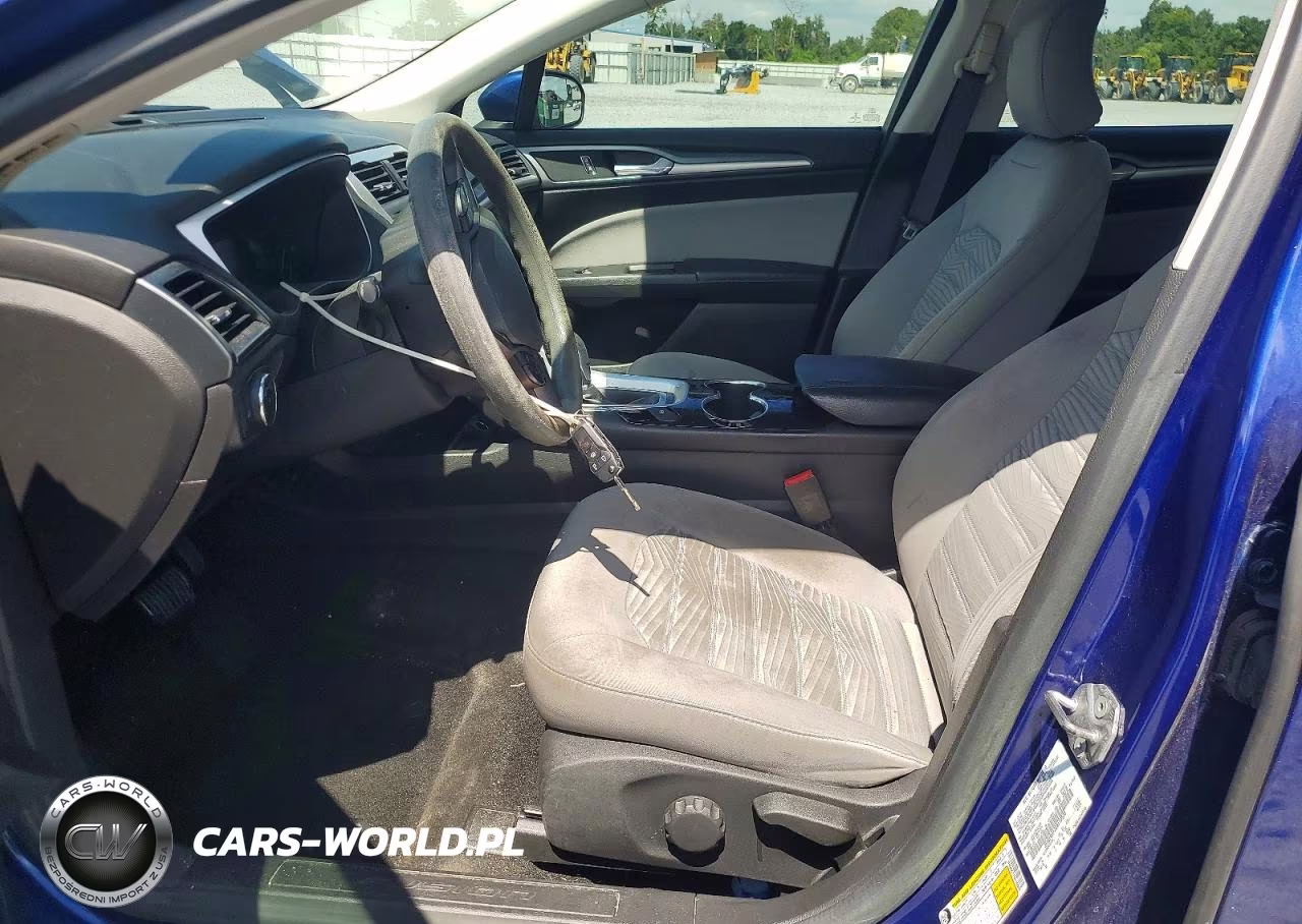 2016 Ford Fusion S VIN:3FA6P0G77GR110570 - 7