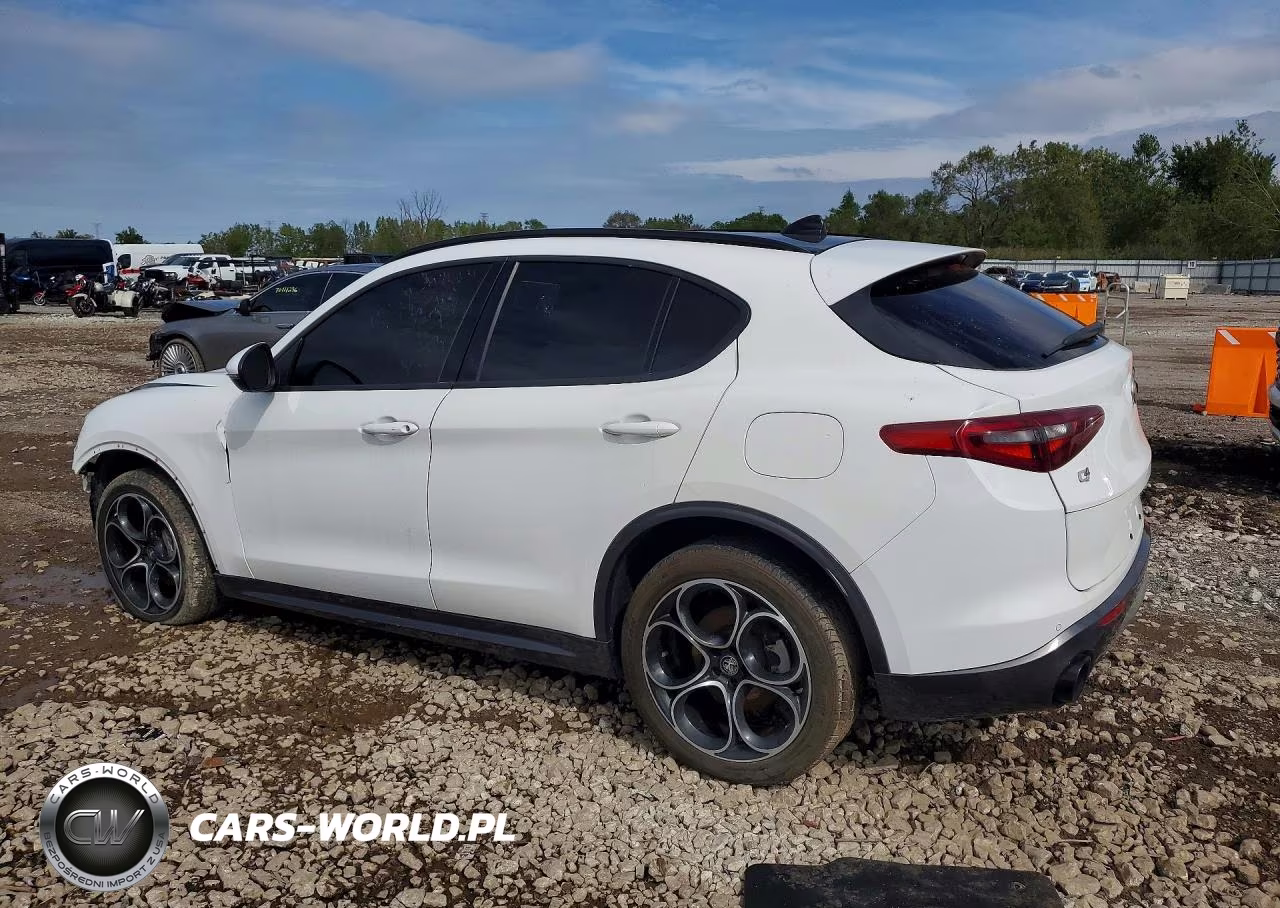 2022 Alfa Romeo Stelvio Ti VIN:ZASPAKBNXN7D32288 - 2