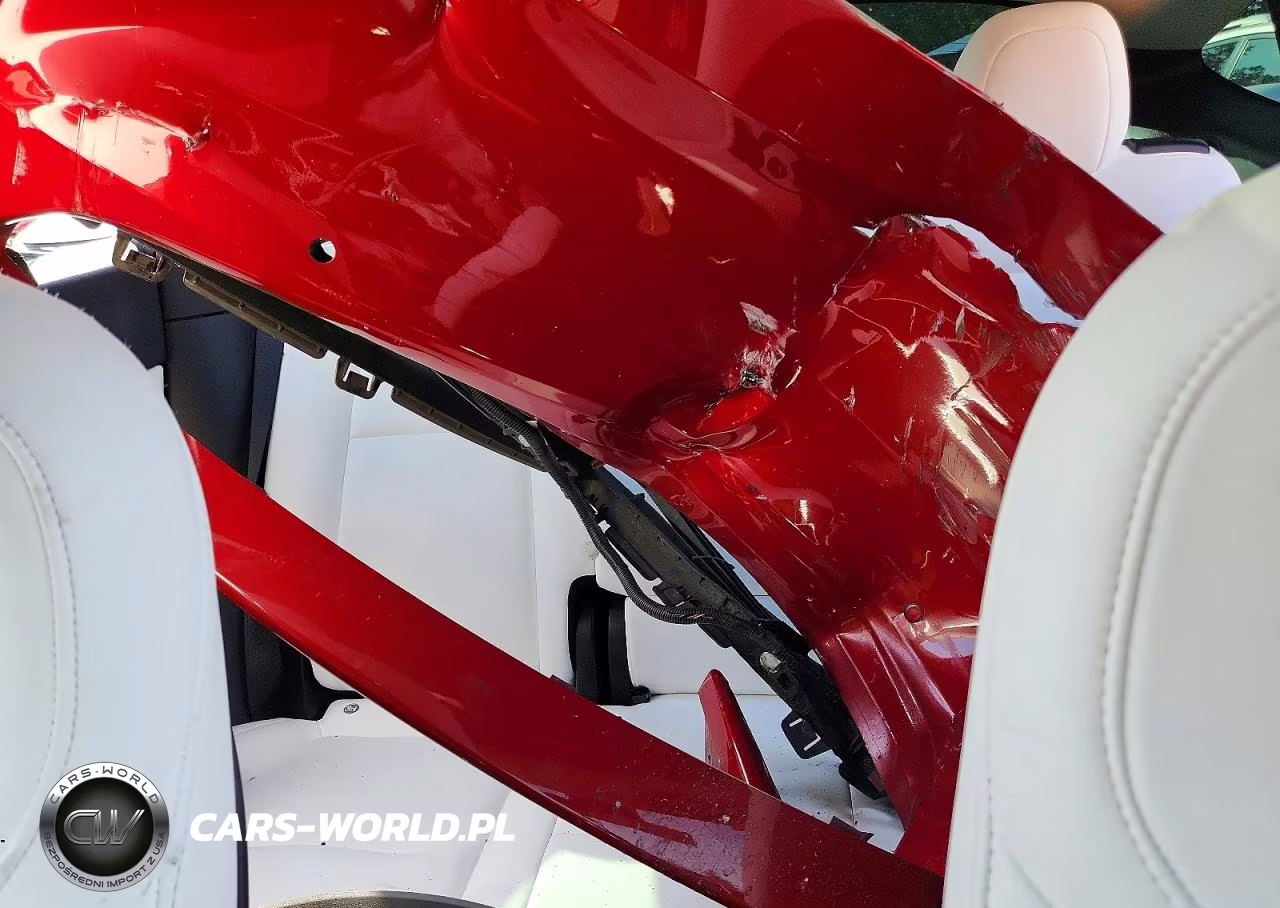 2021 Tesla Model Y VIN:5YJYGDEE4MF174736 - 10