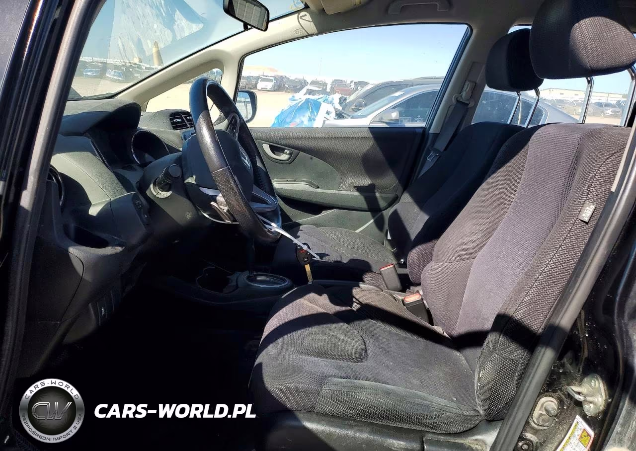 2013 Honda Fit Sport VIN:JHMGE8H57DC006167 - 7
