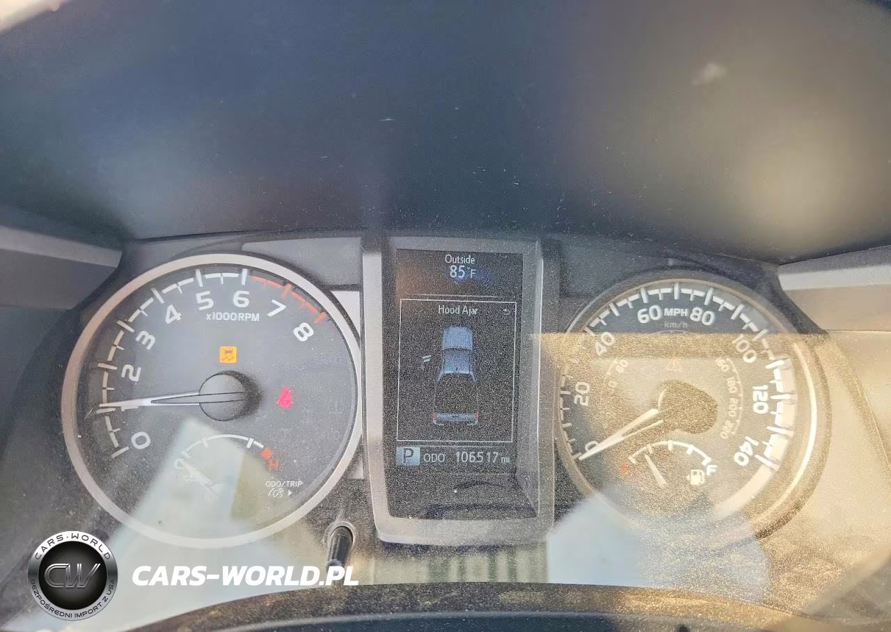 2018 Toyota Tacoma Trd Sport VIN:3TMCZ5AN3JM157840 - 9