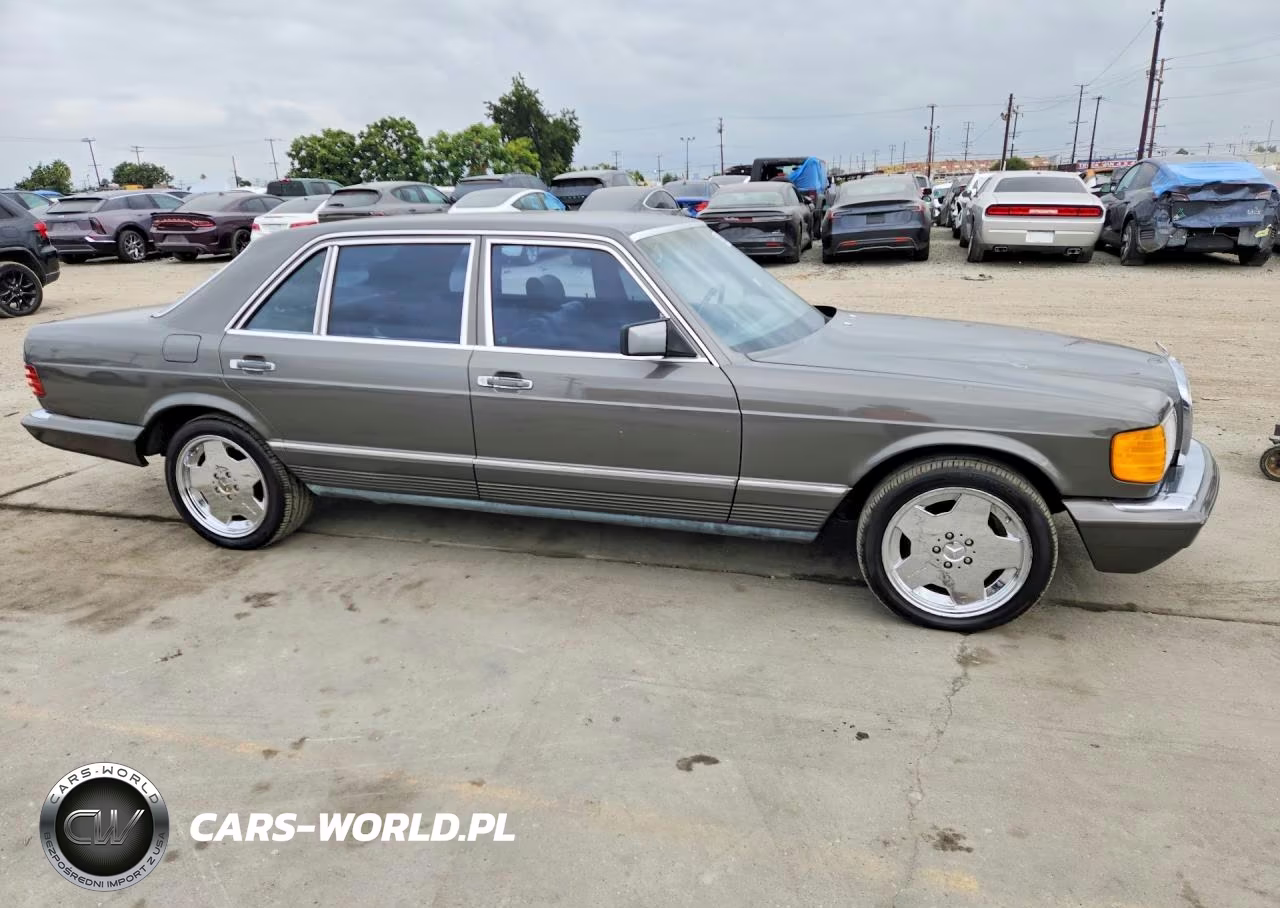 1985 Mercedes-Benz 500 Sel VIN:WDBCA37D3FA109137 - 4