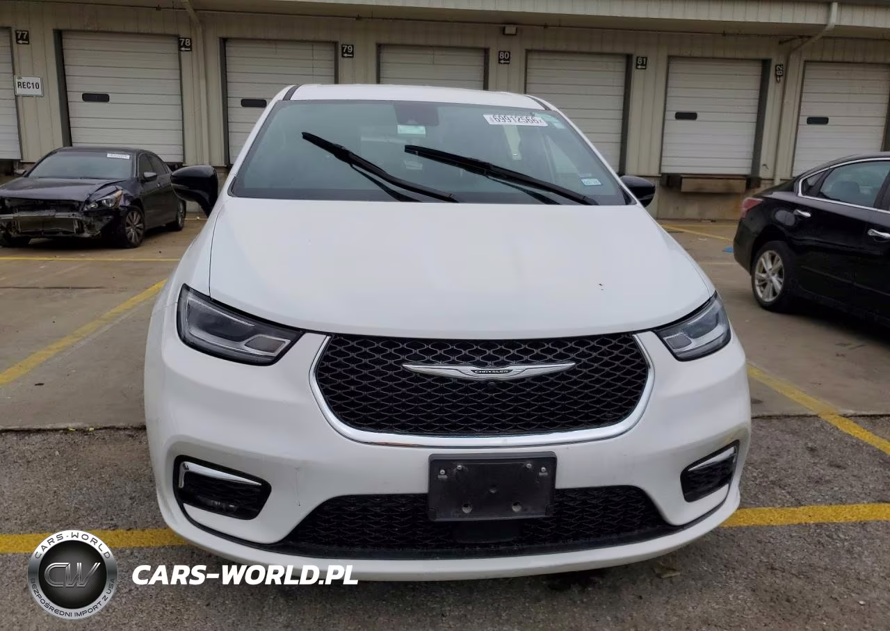 2025 Chrysler Pacifica Hybrid Select VIN:2C4RC1S74SR565696 - 5