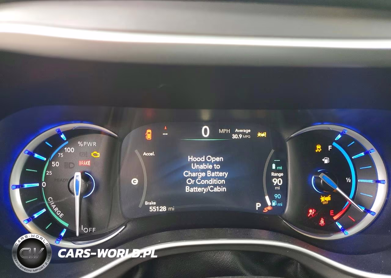 2025 Chrysler Pacifica Hybrid Select VIN:2C4RC1S74SR565696 - 9