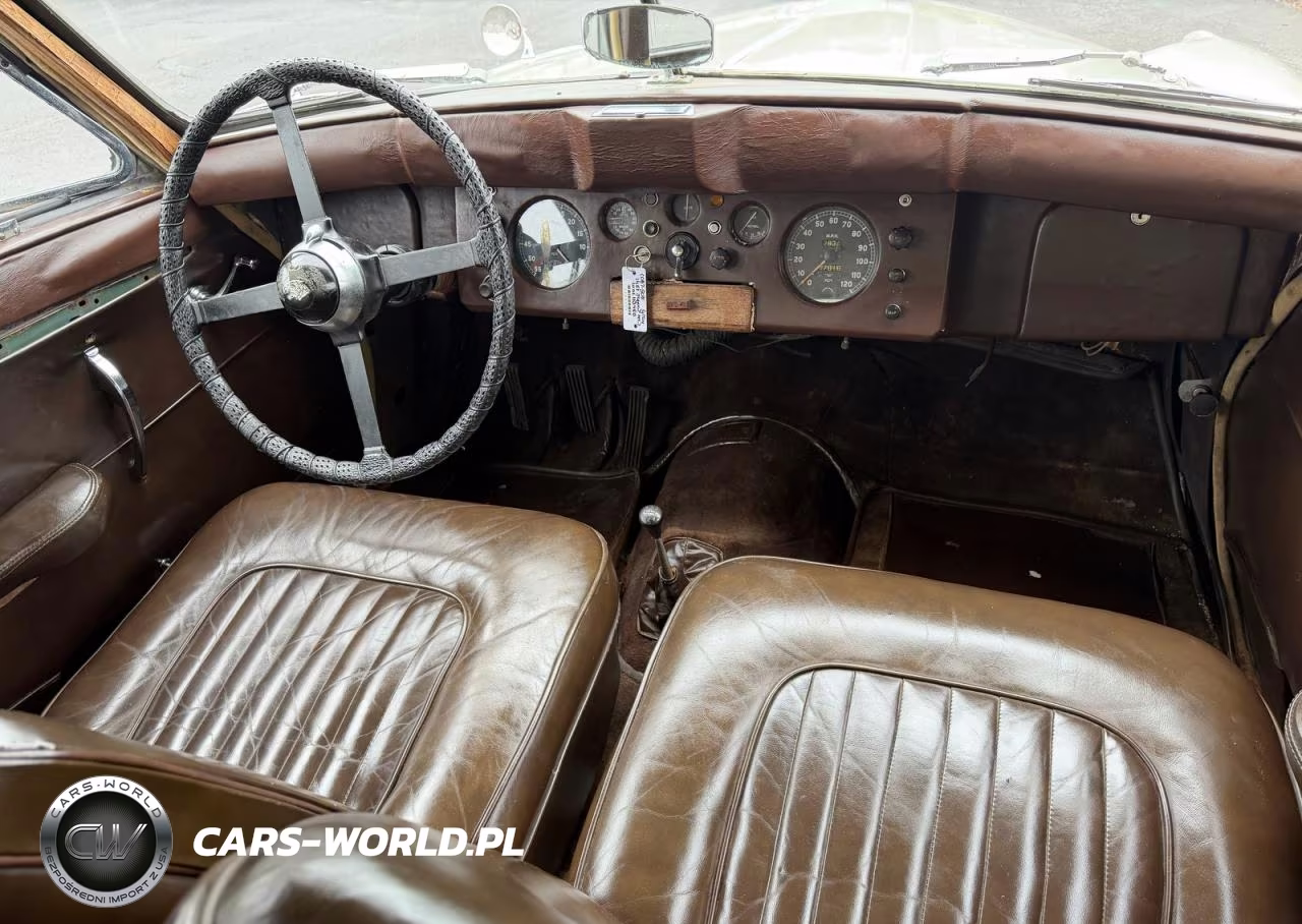 1953 Jaguar Mark Vii VIN:735024 - 9