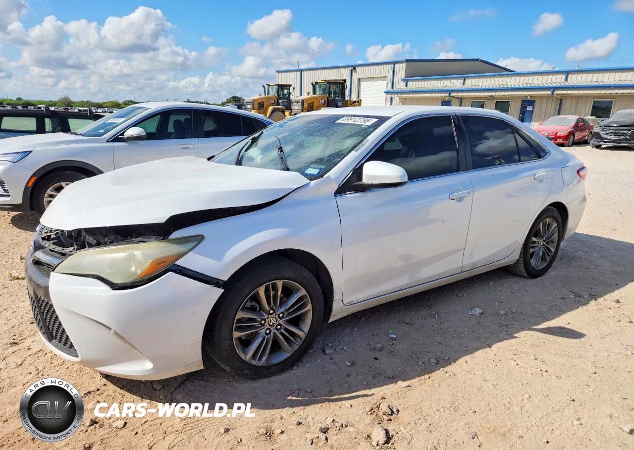 2015 Toyota Camry Se – zdjęcie 1 z 13