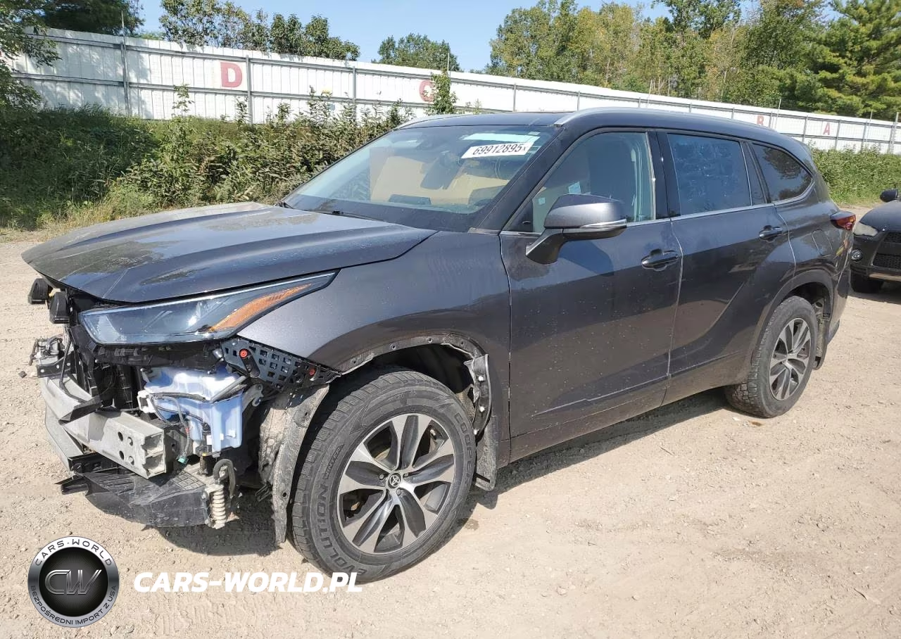 2022 Toyota Highlander Xle Xle – zdjęcie 1 z 14