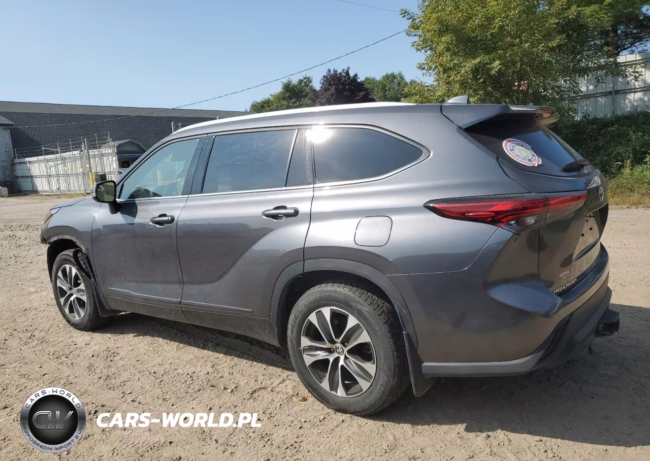 2022 Toyota Highlander Xle Xle VIN:5TDHZRBH0NS227886 - 2