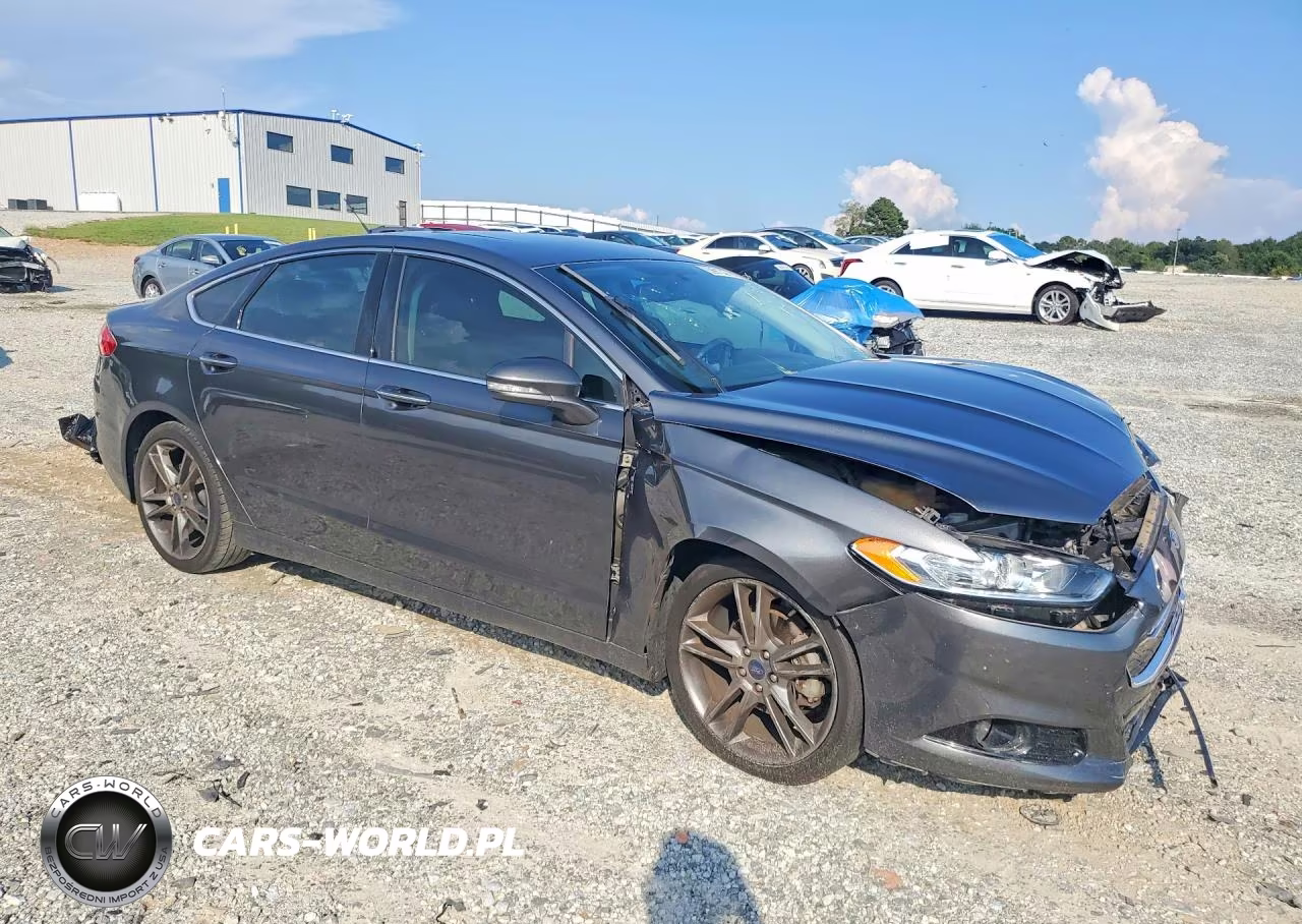 2015 Ford Fusion Titanium VIN:3FA6P0K93FR149101 - 4