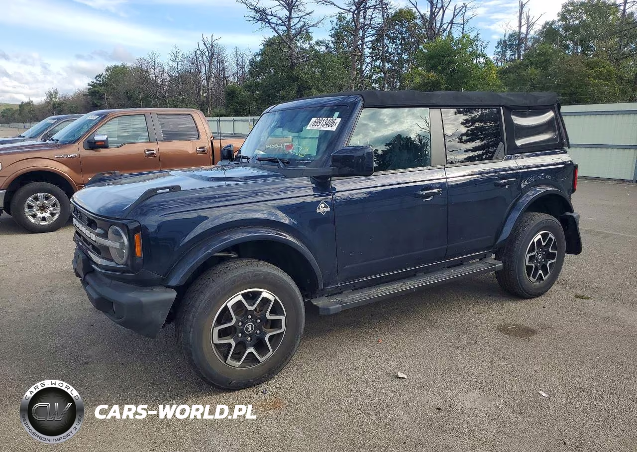 2021 Ford Bronco Base