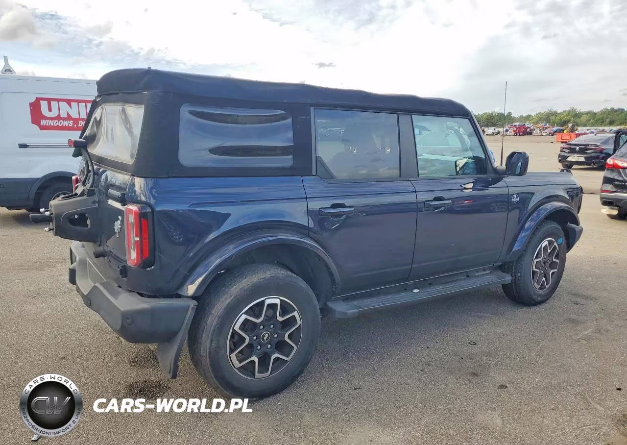 2021 Ford Bronco Base VIN:1FMDE5BH4MLA86920 - 3