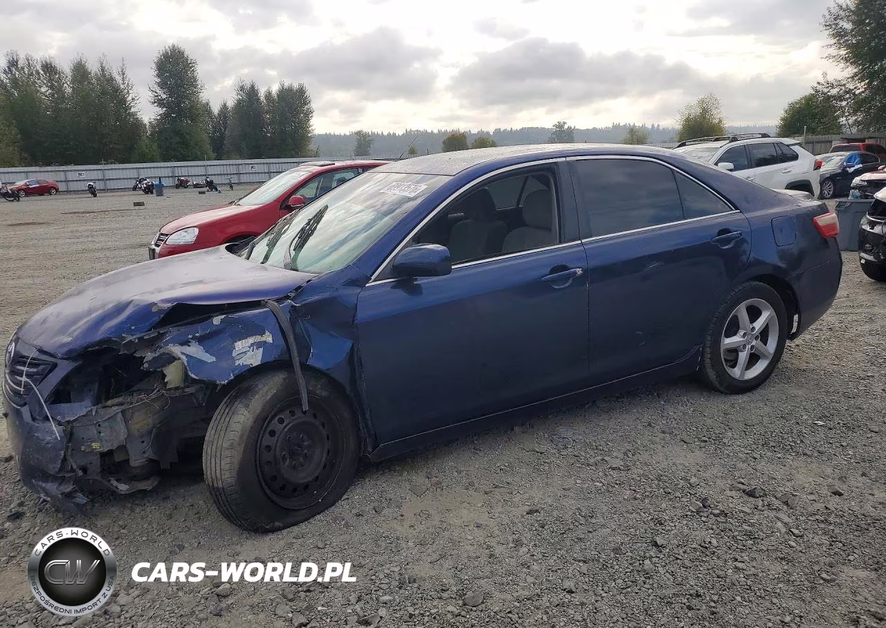2009 Toyota Camry Le – zdjęcie 1 z 13