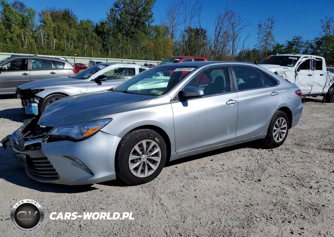 2017 Toyota Camry Le – zdjęcie 1 z 12