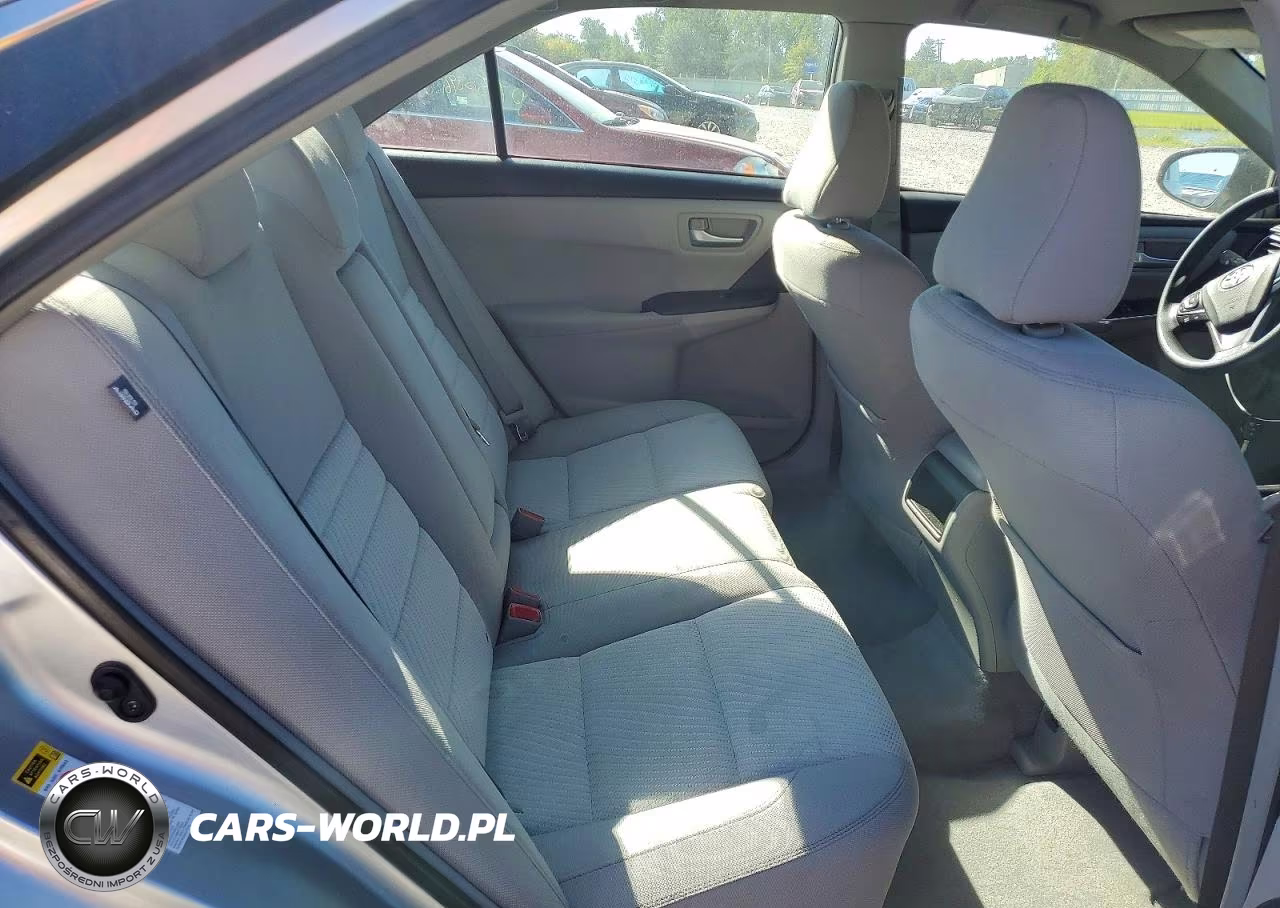 2017 Toyota Camry Le VIN:4T1BF1FK9HU454124 - 10