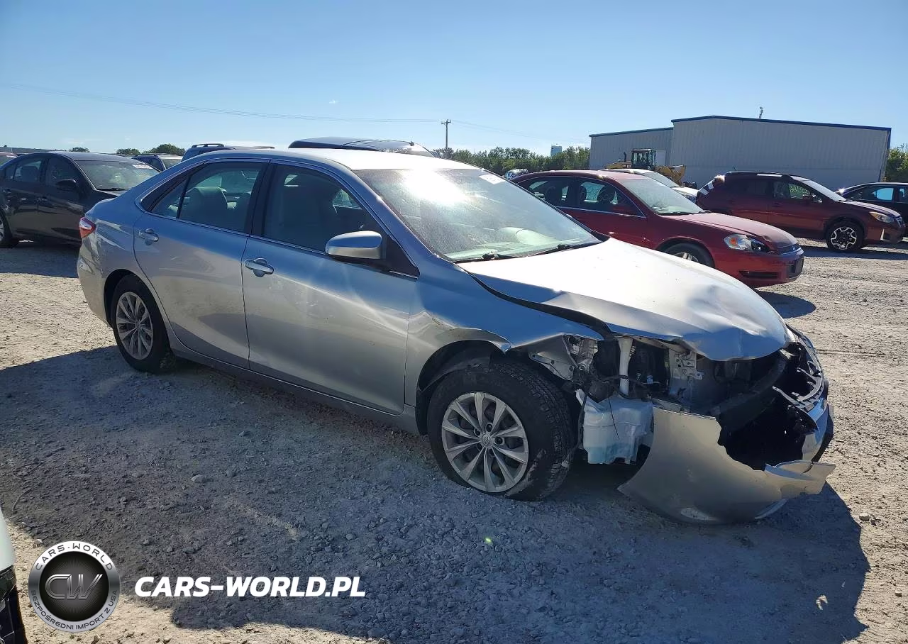 2017 Toyota Camry Le VIN:4T1BF1FK9HU454124 - 4