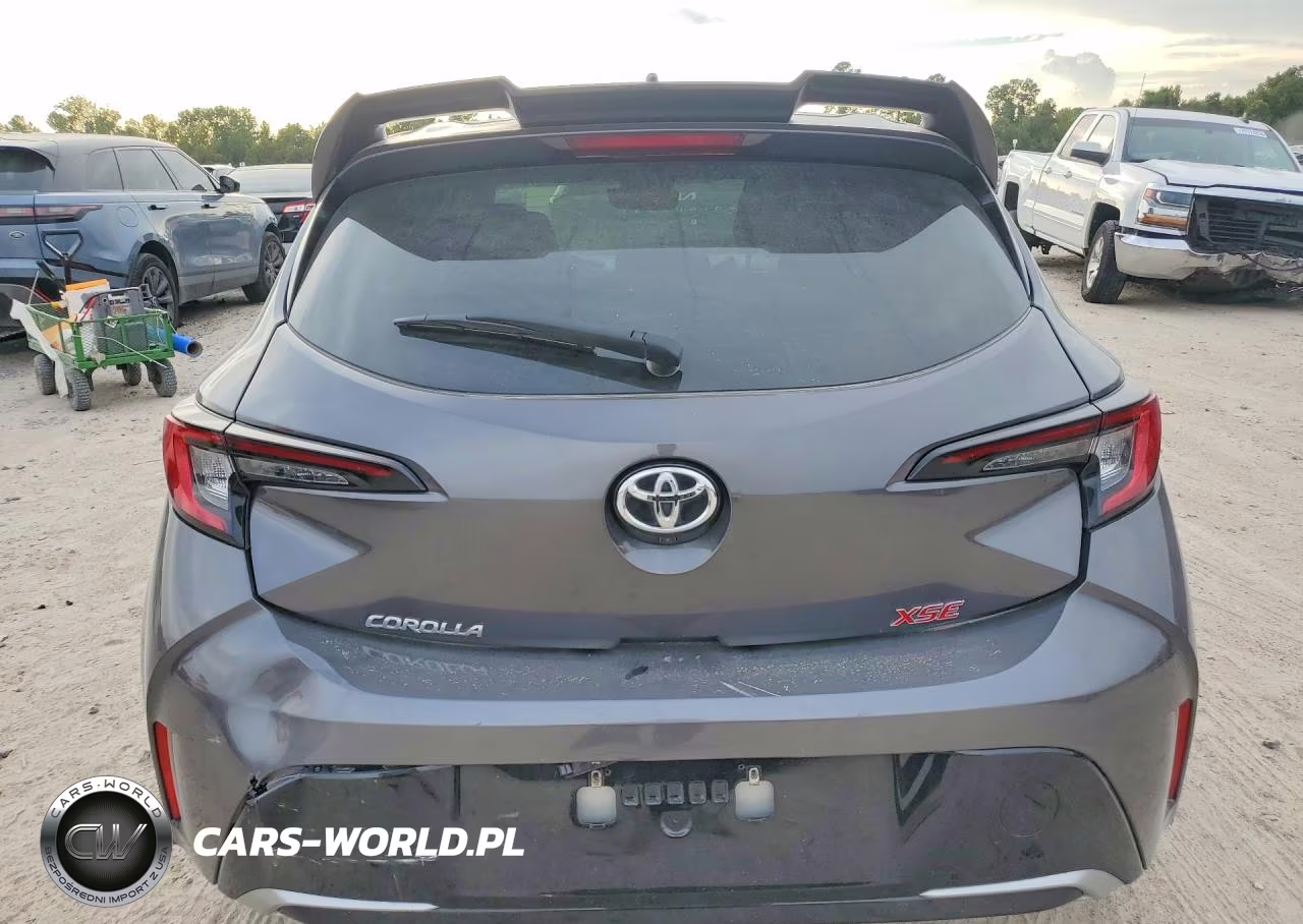 2025 Toyota Corolla Xse VIN:JTNC4MBE1S3234789 - 6