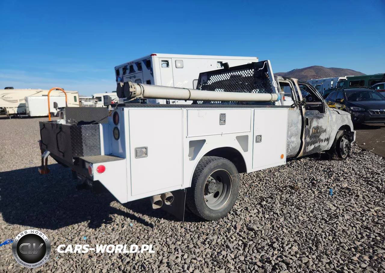 2016 Ford F550 Super Duty VIN:1FD0X5HT1GEB08188 - 3
