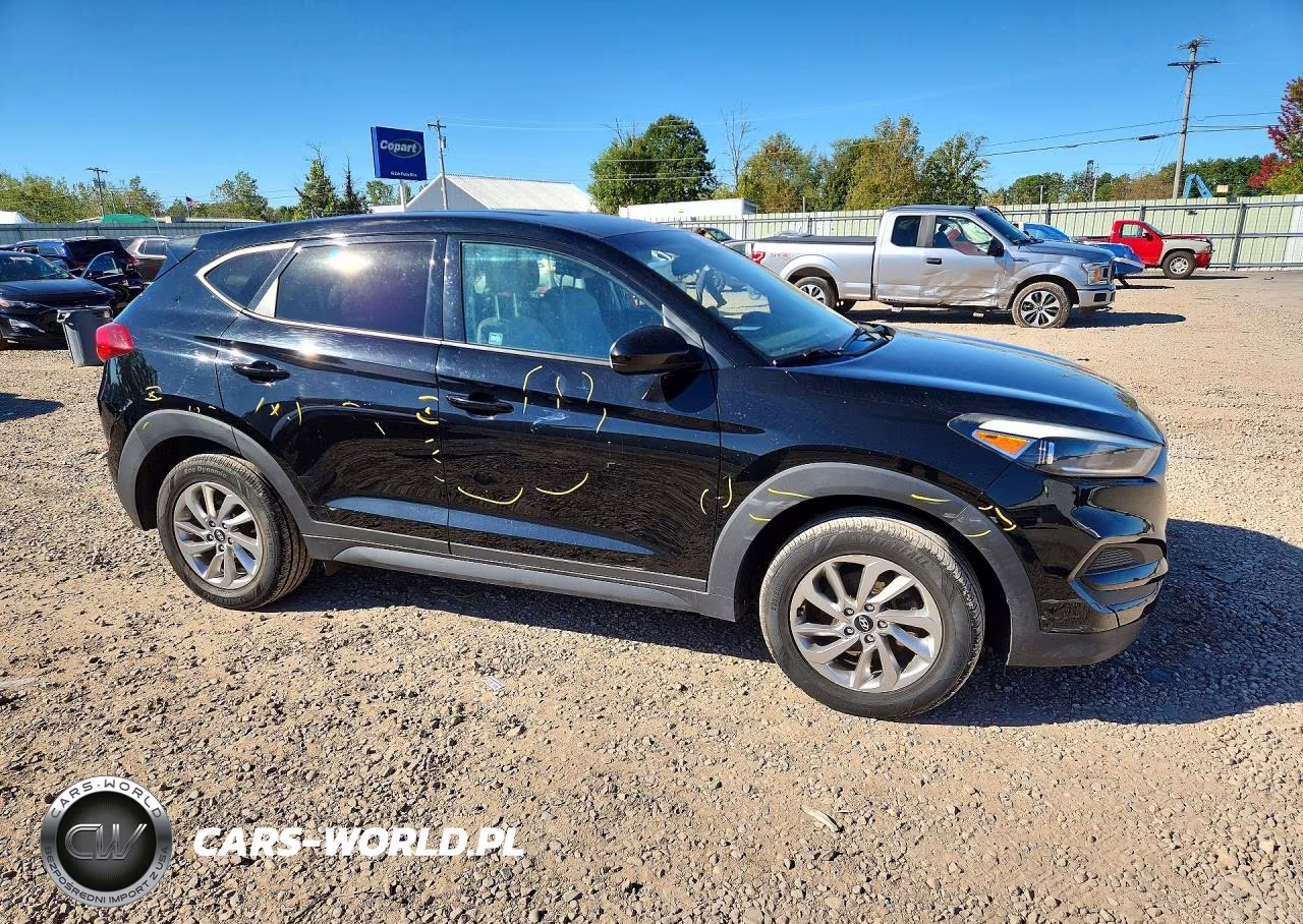 2018 Hyundai Tucson Se VIN:KM8J2CA40JU778855 - 4
