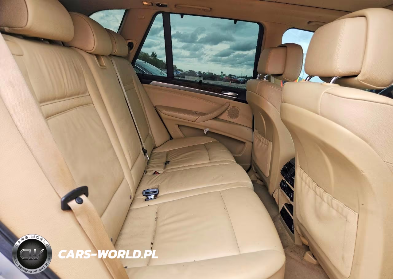 2012 BMW X5 xDrive35D VIN:5UXZW0C56CL673230 - 10