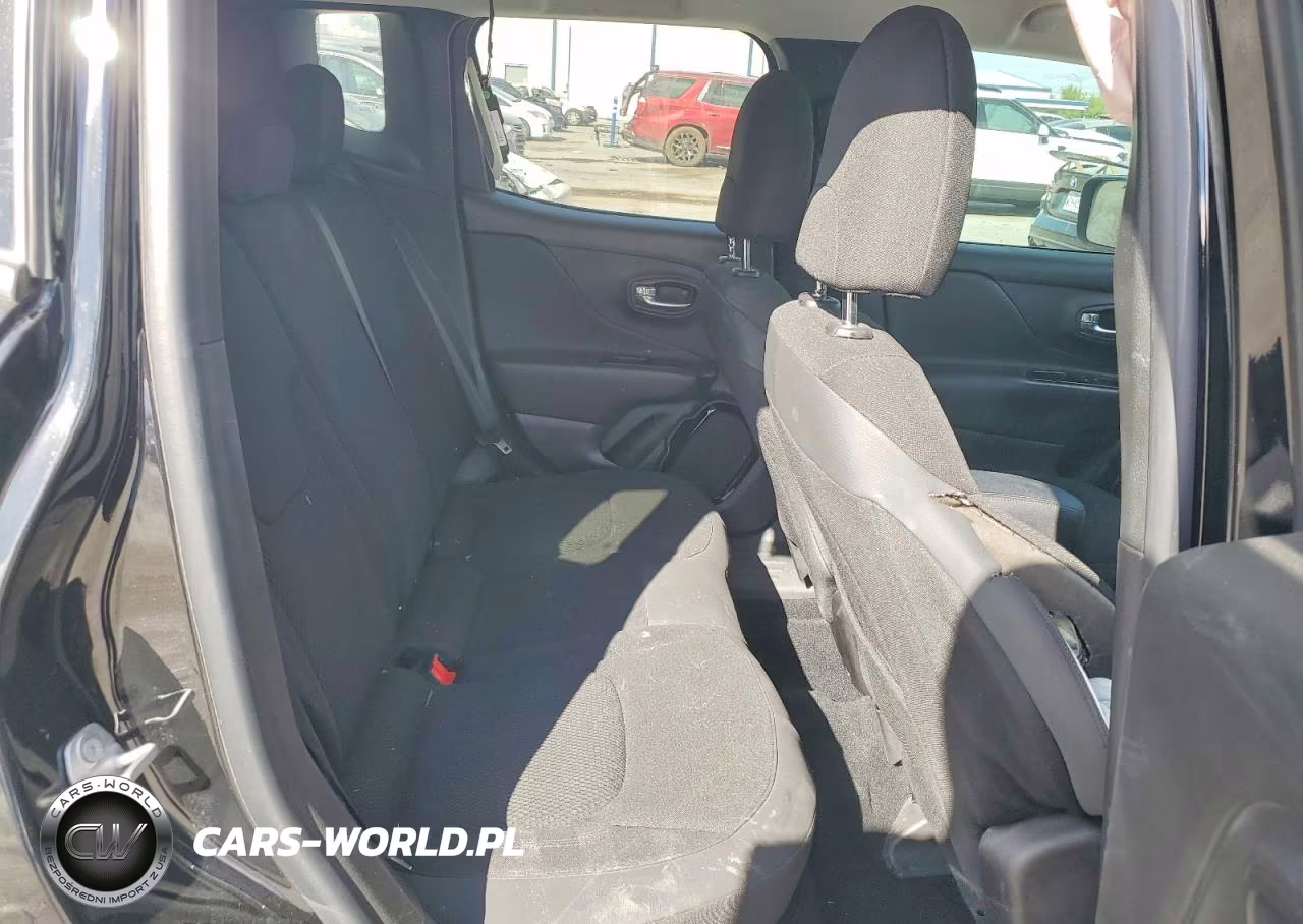 2018 Jeep Renegade Latitude VIN:ZACCJABB7JPH61523 - 11