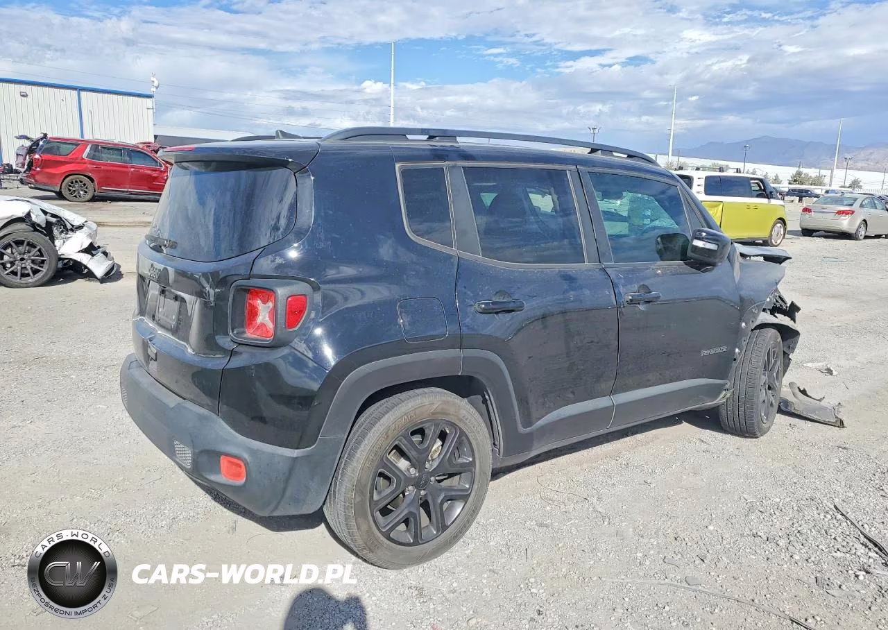 2018 Jeep Renegade Latitude VIN:ZACCJABB7JPH61523 - 3
