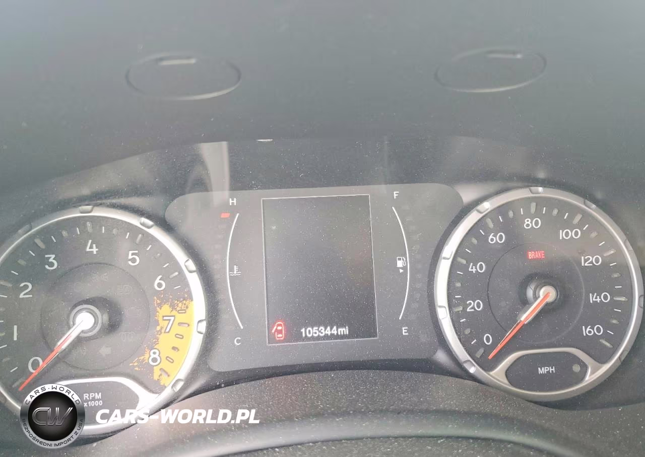 2018 Jeep Renegade Latitude VIN:ZACCJABB7JPH61523 - 9