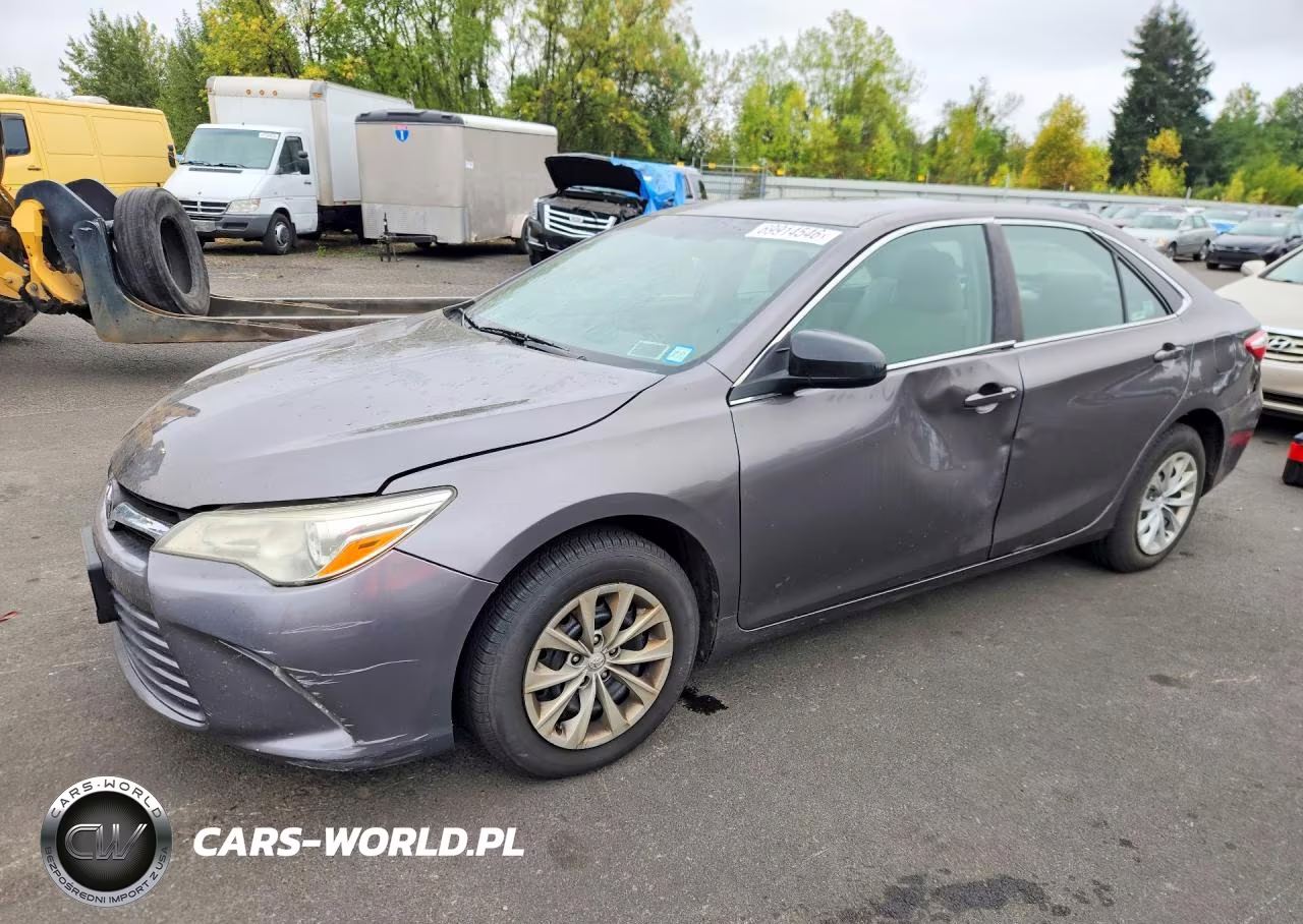 2015 Toyota Camry Le
