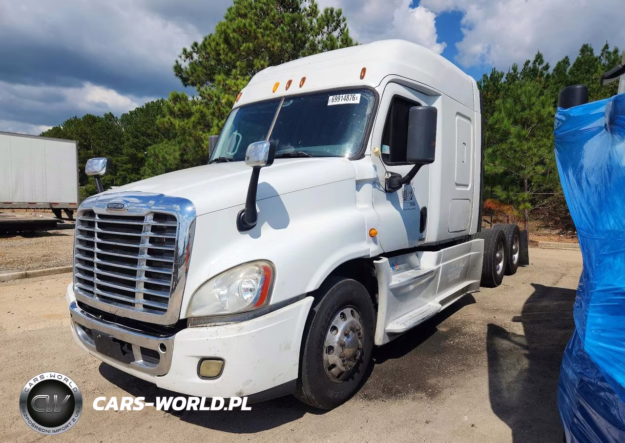 2014 Freightliner Cascadia 125 VIN:1FUJGLD5XELFS3325 - 1