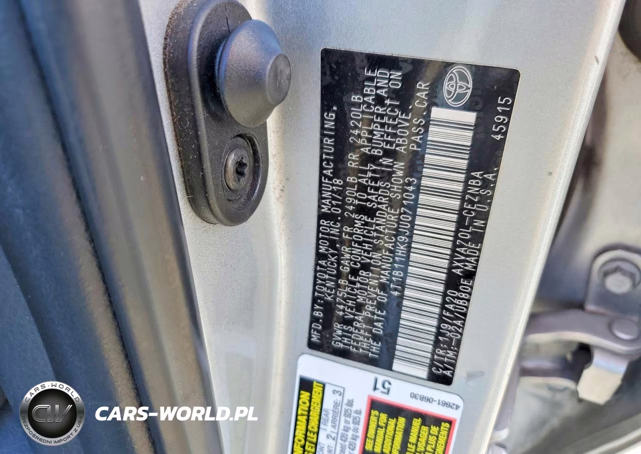 2018 Toyota Camry Le VIN:4T1B11HK9JU071043 - 12