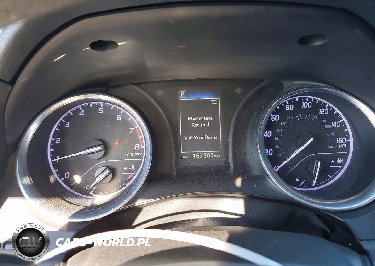 2018 Toyota Camry Le VIN:4T1B11HK9JU071043 - 9