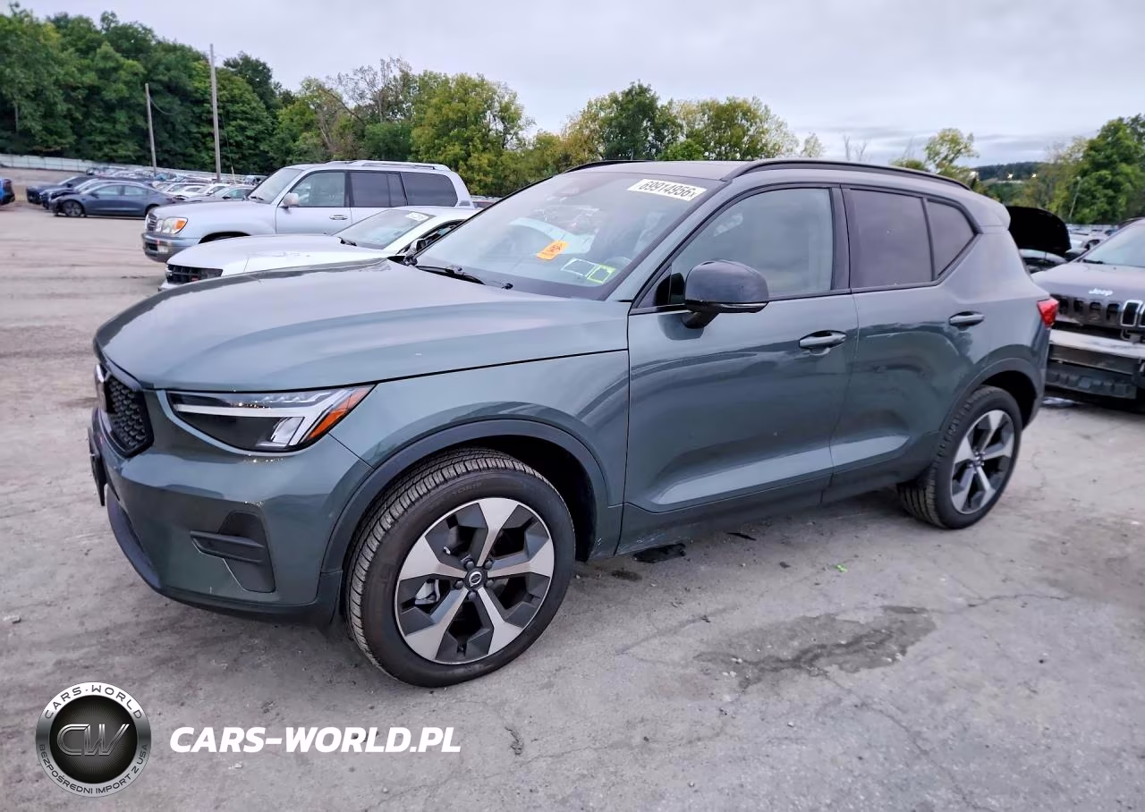 2026 Volvo Xc40 Core