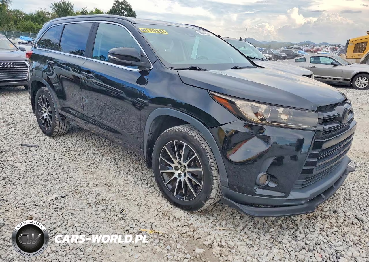 2017 Toyota Highlander Se VIN:5TDJZRFH9HS375826 - 4