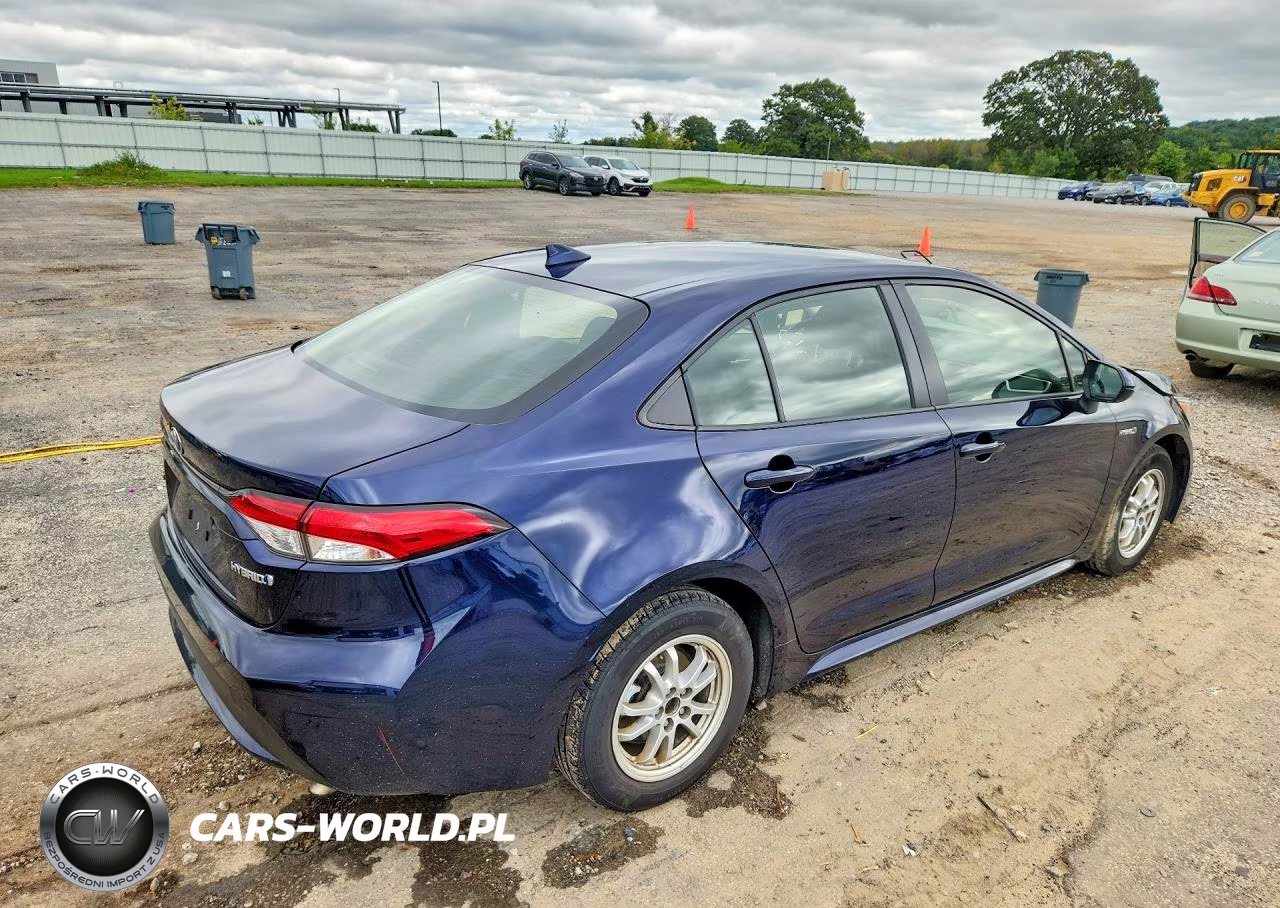 2021 Toyota Corolla Le VIN:JTDEAMDEXMJ002032 - 3