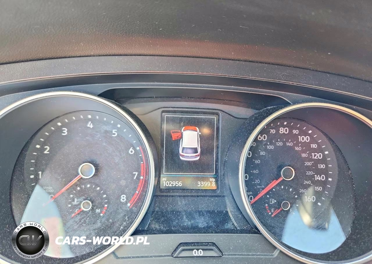 2019 Volkswagen Tiguan Se VIN:3VV2B7AX4KM192094 - 9