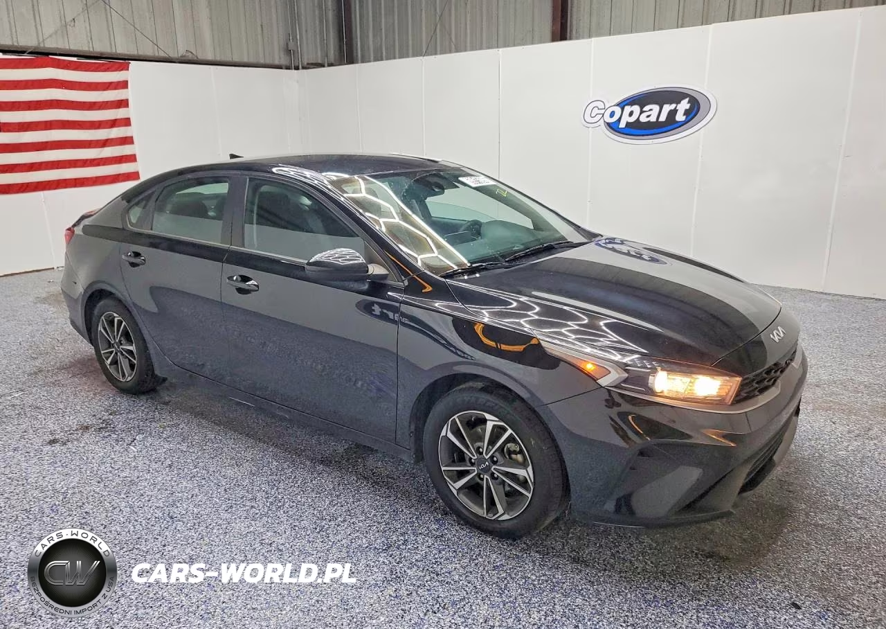 2023 Kia Forte Lxs VIN:3KPF24AD5PE566119 - 4