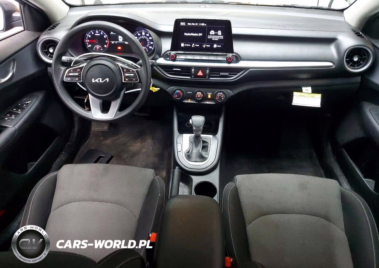 2023 Kia Forte Lxs VIN:3KPF24AD5PE566119 - 8