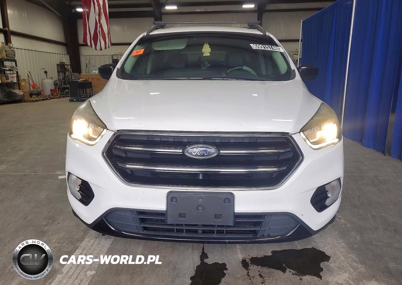 2018 Ford Escape Se VIN:1FMCU9GDXJUA29946 - 5