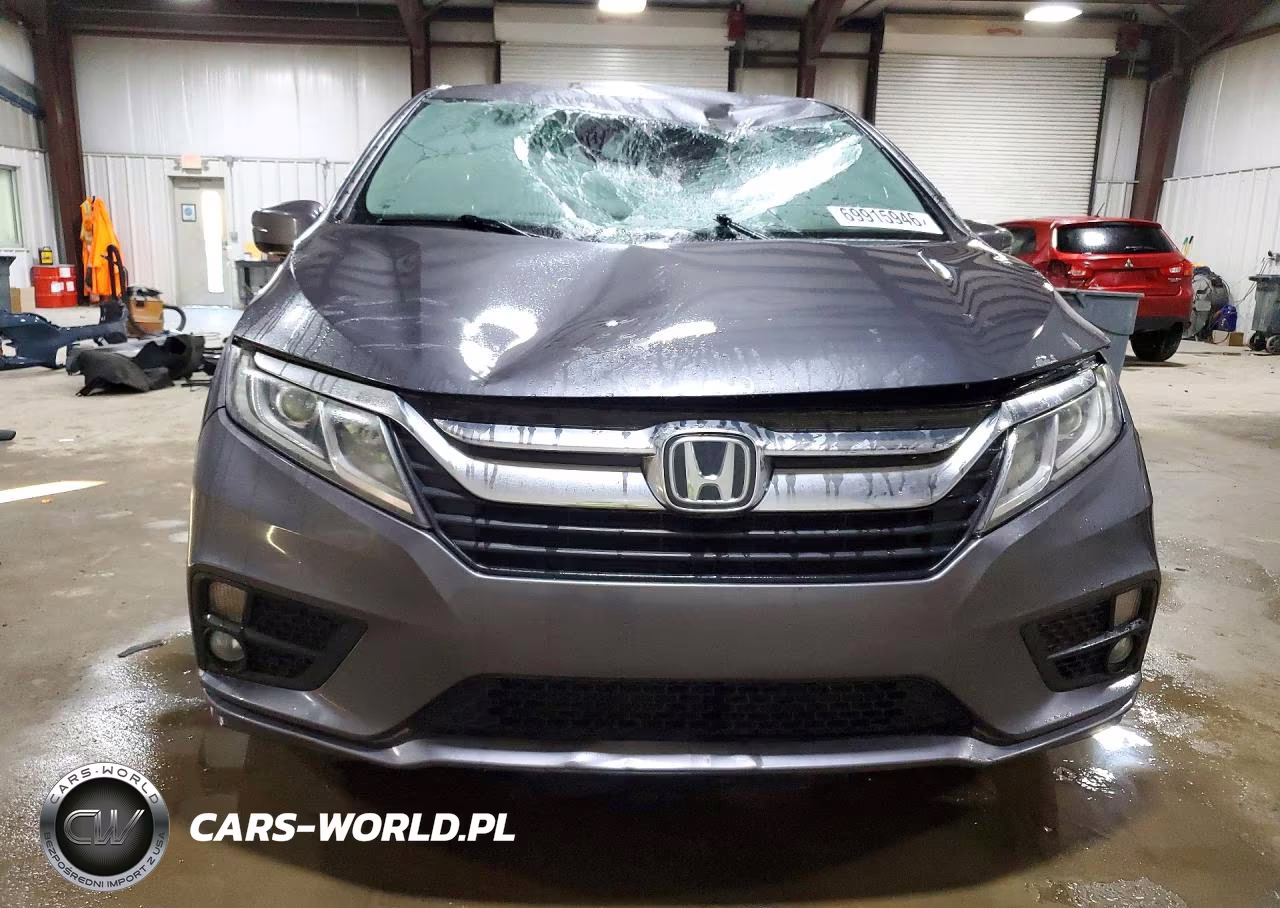2018 Honda Odyssey Ex VIN:5FNRL6H58JB063853 - 5