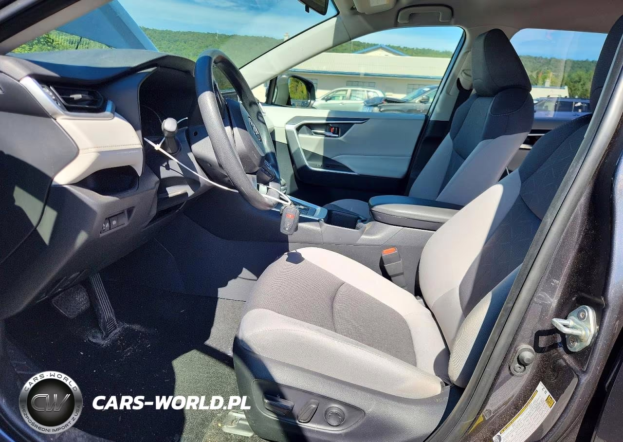 2025 Toyota Rav4 Hybrid Xle VIN:JTMRWRFV9SJ075015 - 7