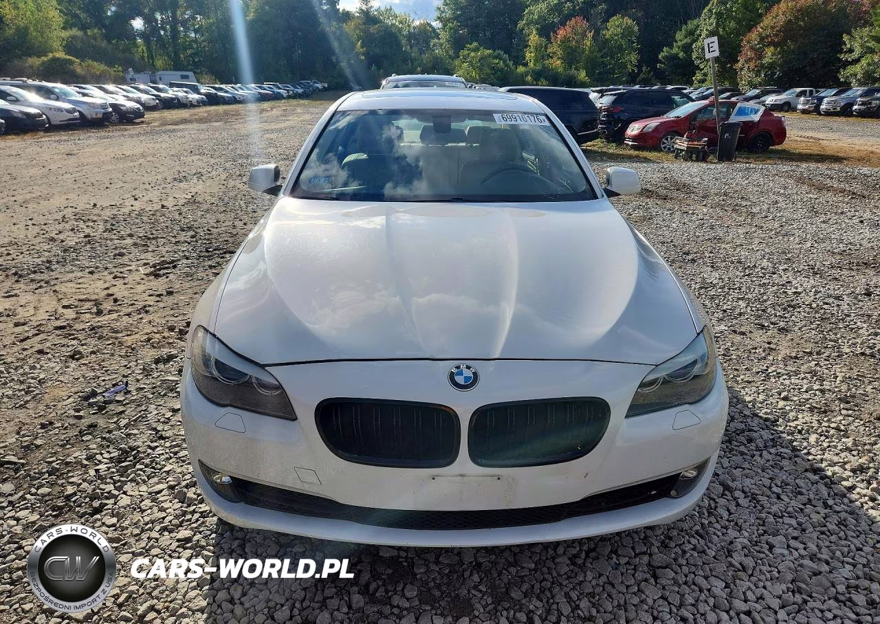 2013 BMW 528 Xi VIN:WBAXH5C57DD110308 - 5